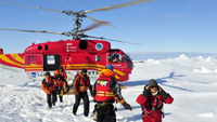 Chinese helicopter rescues stranded global warming scientists on Akademik Schokalskiy